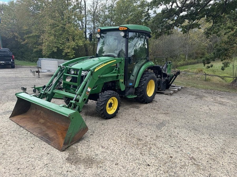 2010 JOHN DEERE 3720 W Attachments