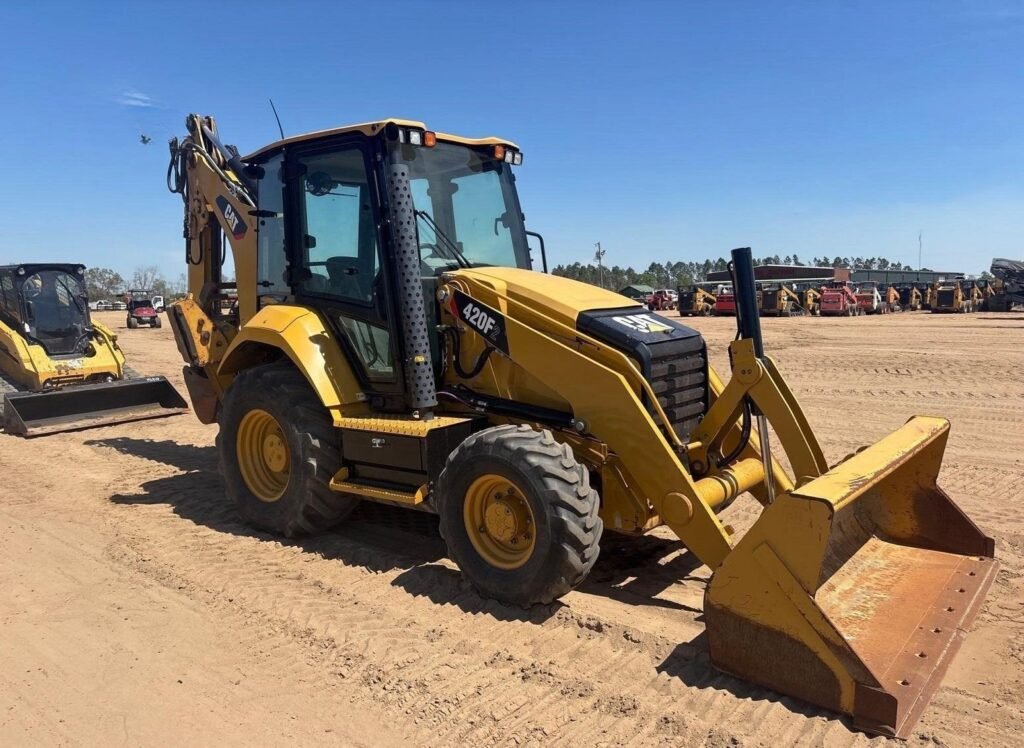 2019 CATERPILLAR 420F2