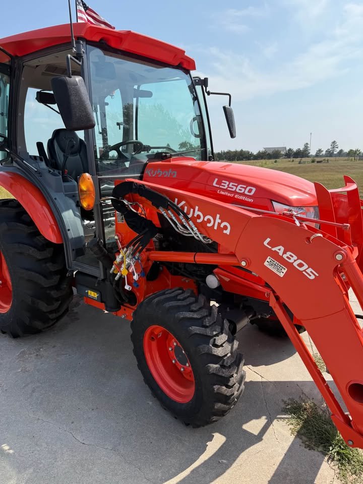 2022 Kubota L3560HSTC-LE PACKAGE