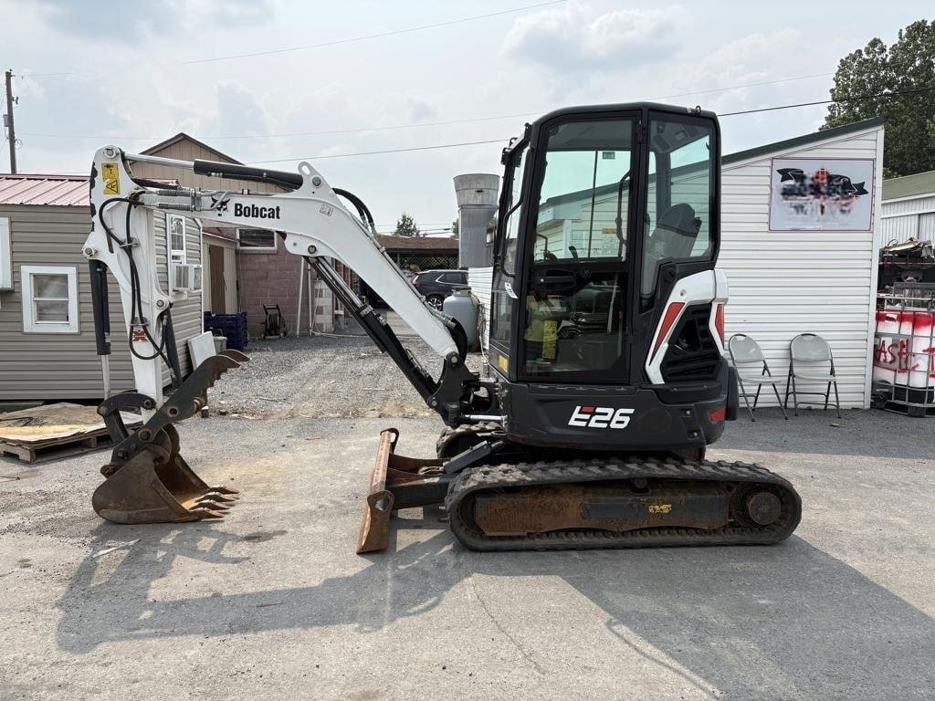 2021 BOBCAT E26
